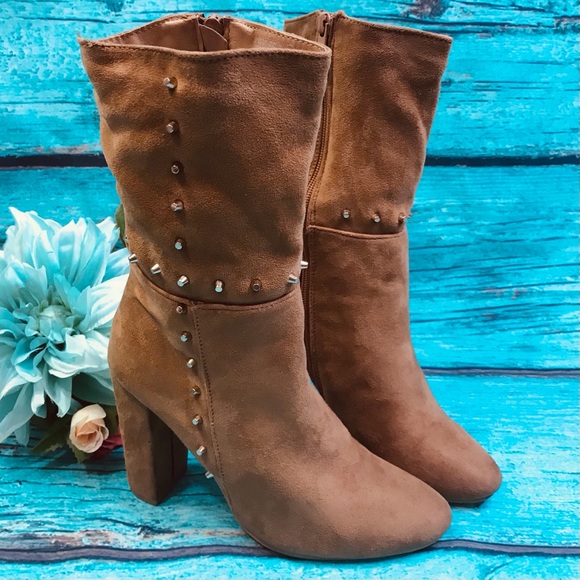 Bella Marie Kaylee Studded Suede Boots SEXY! - Picture 4 of 8